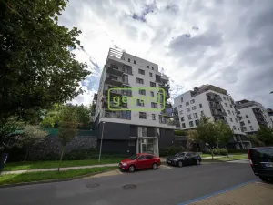 Prodej bytu 6+kk a větší, Praha, Učňovská, 190 m2