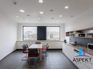 Pronájem kanceláře, Praha - Chodov, Líbalova, 44 m2