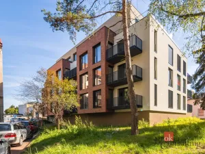 Pronájem bytu 2+kk, Hradec Králové, Na Střezině, 48 m2
