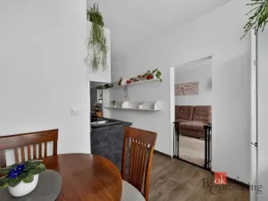 Prodej bytu 2+1, Plzeň - Skvrňany, Vejprnická, 58 m2