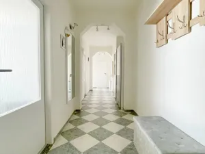 Pronájem bytu 2+1, Ostrov, S. K. Neumanna, 64 m2