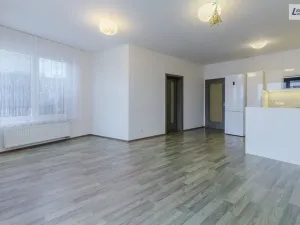 Prodej bytu 3+kk, Praha - Kamýk, Papírníkova, 82 m2