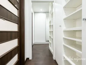 Pronájem bytu 2+kk, Praha - Horní Měcholupy, Boloňská, 43 m2