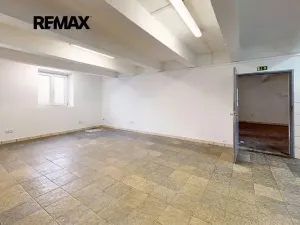 Prodej výrobních prostor, Hlinsko, Wilsonova, 2147 m2