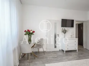 Prodej bytu 2+kk, Libiš, U Zahrádek, 58 m2