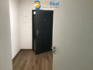 Pronájem bytu 2+kk, Olomouc, Varšavské nám., 40 m2