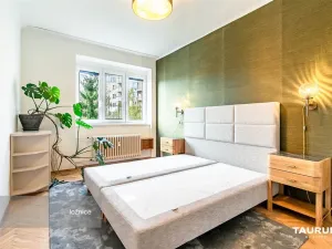 Pronájem bytu 2+1, Praha - Košíře, Starokošířská, 67 m2