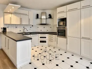 Prodej bytu 3+kk, Praha - Uhříněves, Přátelství, 76 m2