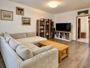 Prodej bytu 3+kk, Praha - Uhříněves, Přátelství, 76 m2