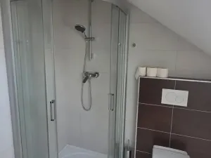 Pronájem bytu 2+kk, Praha - Radotín, Matějovského, 50 m2