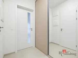 Pronájem bytu 2+kk, Praha - Hlubočepy, Novotného, 52 m2