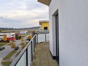 Pronájem bytu 3+kk, České Budějovice - České Budějovice 7, Stradonická, 89 m2