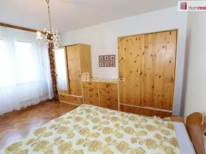 Prodej bytu 2+1, Karlovy Vary - Bohatice, Lomená, 52 m2