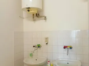 Pronájem skladu, Praha - Hostivař, 200 m2