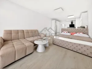 Prodej bytu 1+kk, Praha - Letňany, Kadečkové, 36 m2
