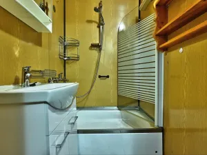 Pronájem bytu 1+kk, Trutnov - Horní Staré Město, Úpská, 42 m2