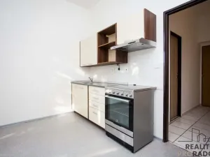 Pronájem bytu 1+1, Břeclav, Na Valtické, 37 m2