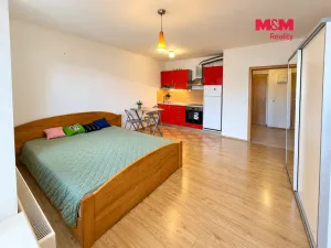 Prodej bytu 1+kk, Praha - Horní Měcholupy, Boloňská, 33 m2