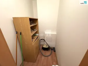 Pronájem bytu 2+kk, Praha - Vysočany, Pod Harfou, 53 m2