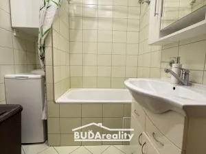 Pronájem bytu 2+1, Zlín, U Trojáku, 66 m2