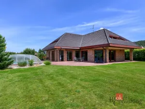 Prodej rodinného domu, Štěnovice, Slunečná, 372 m2