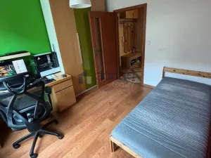 Pronájem bytu 3+kk, Praha, Holečkova, 63 m2