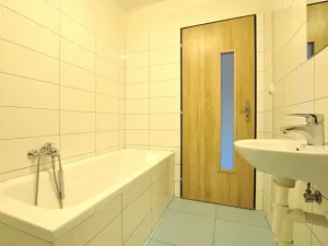 Pronájem bytu 1+kk, Trutnov - Horní Staré Město, Moravská, 30 m2