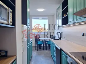 Pronájem bytu 4+1, Praha - Troja, Glowackého, 78 m2