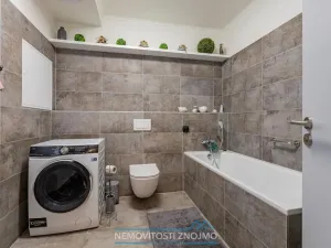 Prodej bytu 2+kk, Znojmo, Kosmákova, 71 m2