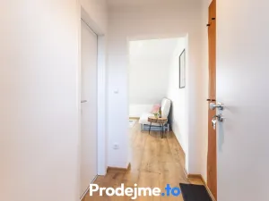 Prodej bytu 2+kk, Znojmo, Mikulášské náměstí, 39 m2