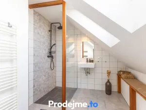Prodej bytu 1+kk, Znojmo, Mikulášské náměstí, 38 m2