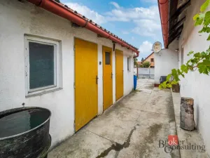 Prodej rodinného domu, Sezemice, Bezdíčkova, 105 m2