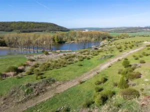 Prodej pozemku pro bydlení, Lužice, 1305 m2