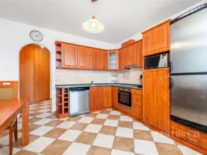 Prodej bytu 3+1, Tlučná, Na Čampuli, 87 m2