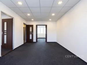 Pronájem kanceláře, Most, Obránců míru, 68 m2