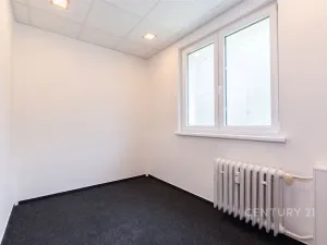 Pronájem kanceláře, Most, Obránců míru, 68 m2