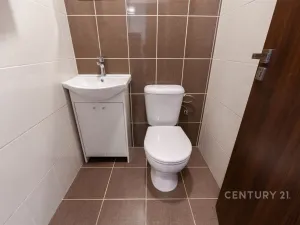 Pronájem kanceláře, Most, Obránců míru, 68 m2