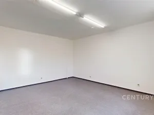 Pronájem kanceláře, Ostrava - Mariánské Hory, 28. října, 51 m2