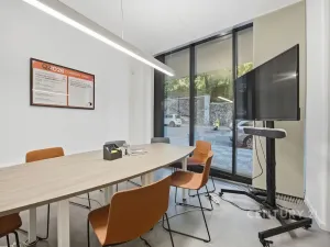 Prodej kanceláře, Praha - Smíchov, Na Zatlance, 232 m2