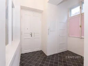 Prodej bytu 3+1, Praha - Holešovice, Veletržní, 100 m2