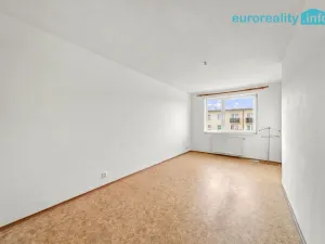 Prodej bytu 2+1, Milovice, Braniborská, 48 m2