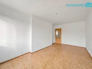 Prodej bytu 2+1, Milovice, Braniborská, 48 m2