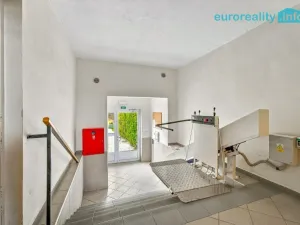 Prodej bytu 2+1, Milovice, Braniborská, 48 m2