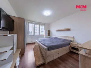Prodej bytu 4+1, Karlovy Vary - Bohatice, Lomená, 84 m2