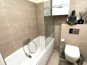 Prodej bytu 2+kk, Praha - Břevnov, Závěrka, 47 m2