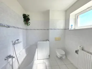 Prodej rodinného domu, Karlovice, 160 m2