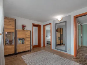 Prodej rodinného domu, Petrovice, 240 m2