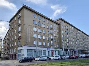 Pronájem bytu 1+1, Praha - Vršovice, Na stezce, 37 m2