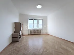 Pronájem bytu 1+1, Praha - Vršovice, Na stezce, 37 m2