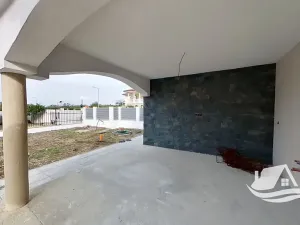 Prodej rodinného domu, Pomorie, Bulharsko, 220 m2